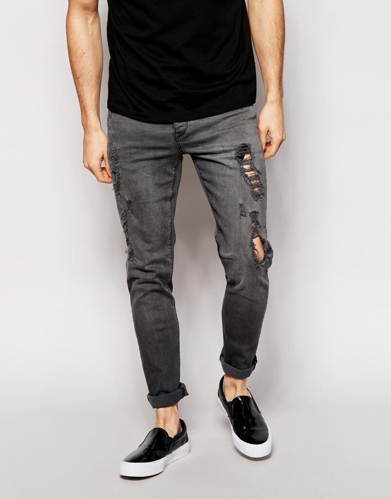 Skinny Jeans With Extreme Rips